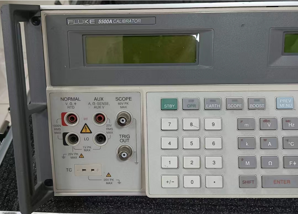 63646b31b47ad.png 校準儀FLUKE5500A 1.png