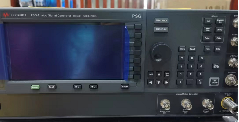 652892e038d60.png 信號(hào)源E8257D 11.png