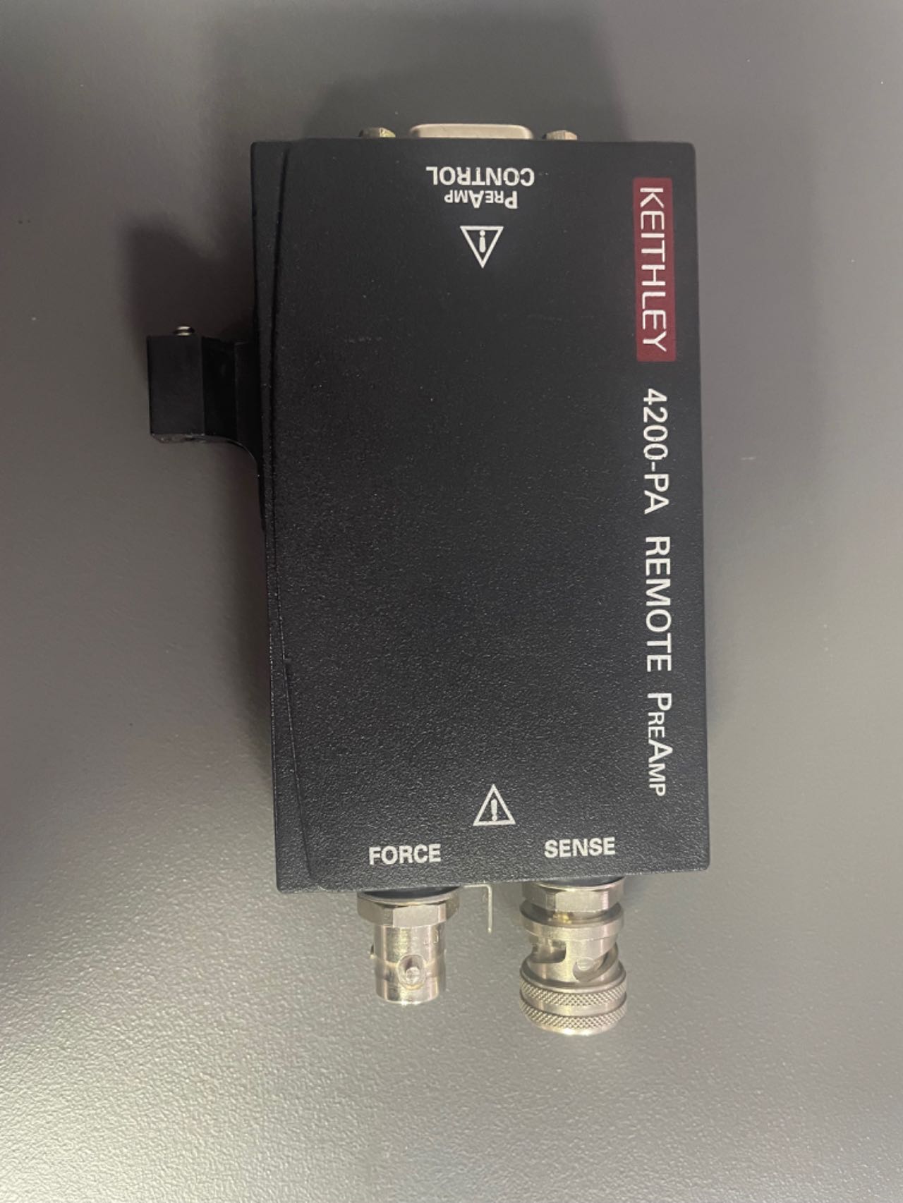 6593c9a62f130.jpg KEITHLEY4200 PA.jpg